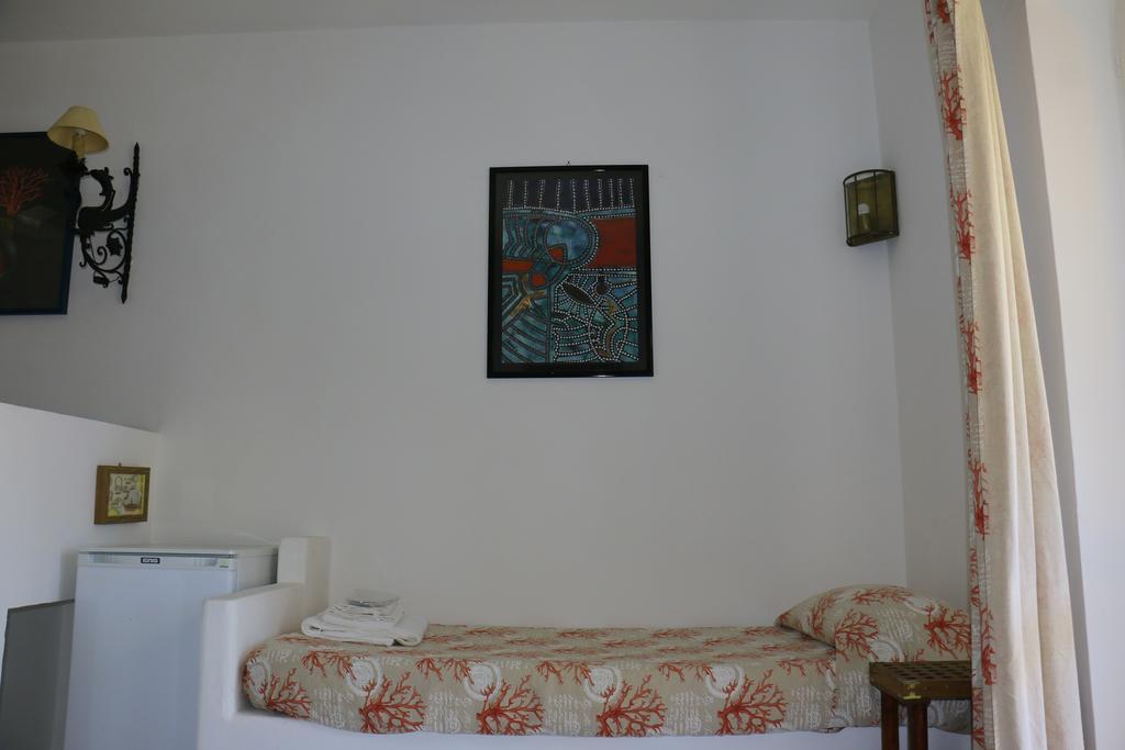 Cala Cavone Guest House Ponza Exterior photo